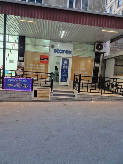 Satılır obyekt 1000 m² — Bakı