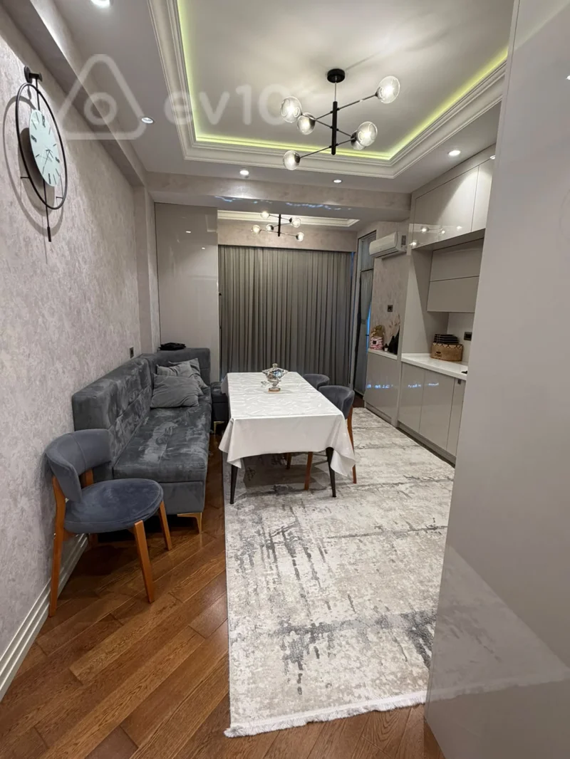 4 otaqlı mənzil, 210 m², 28 may metrosunun yaxınlığı — kirayə — Mənzil, Bakı (9)