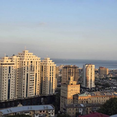 Satılır 3 otaqlı yeni tikili 107 m² — Bakı