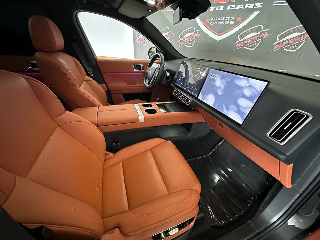 Li Auto L7, 1.5 L, 52.3 kWh, 2025 il, 4 000 km — Avtomobillər, Bakı (11)