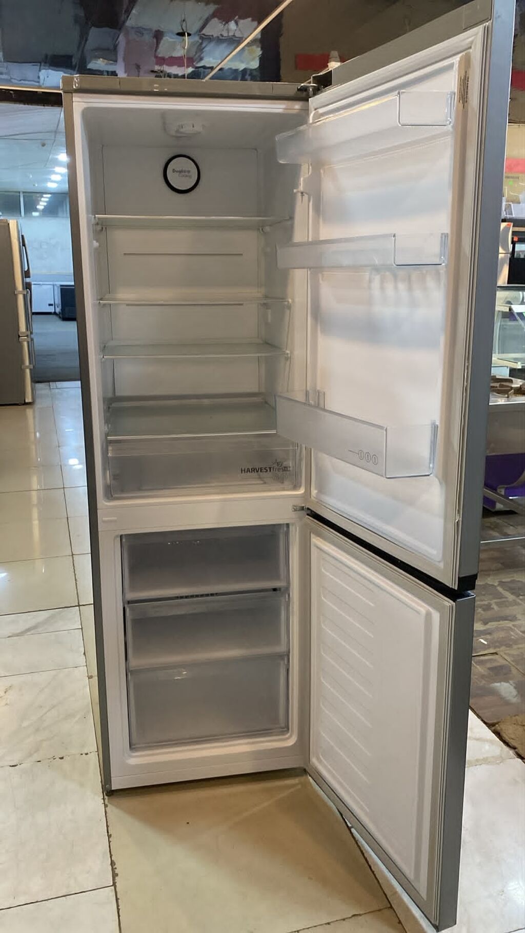 Beko ikikameralı soyuducu, aşağıda dondurucu bölməsi - Rəng — Soyuducular, Digah (2)