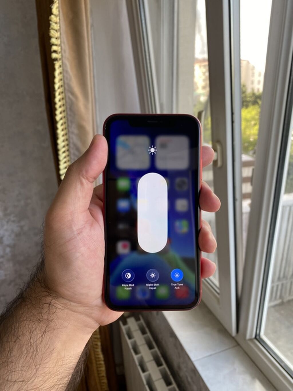 IPhone 11, Qırmızı, Simsiz şarj — Apple iPhone, Bakı (6)