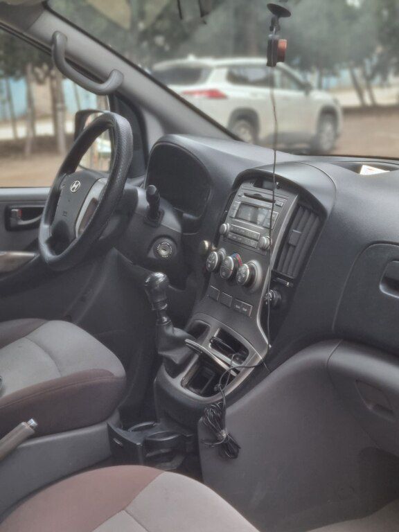 Hyundai H-1, 2.5 L, 2014 il, 270 000 km 99-NV-789 — Avtomobillər, Sumqayıt (2)