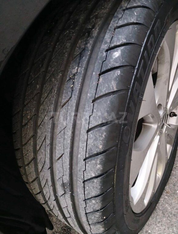 Mercedes E 220 d, 2.0 L, 2017 il, 300 000 km — Avtomobillər, Bakı (12)