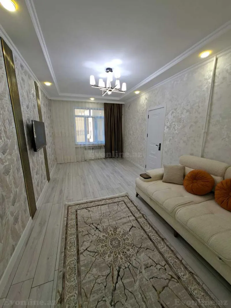 Satılır 3 otaqlı Mənzil Köhnə tikili 65 m² Bakı, Sabunçu r., Bakıxanov — Bakı