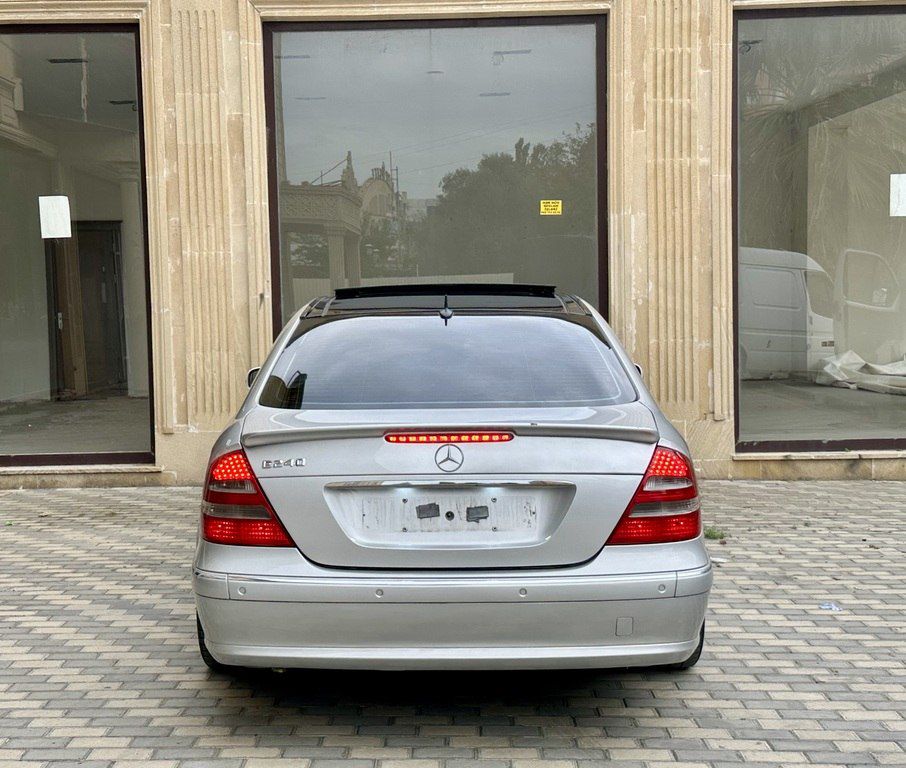 Mercedes E 240, 2.6 L, 2002 il, 318 000 km — Avtomobillər, Bakı (9)