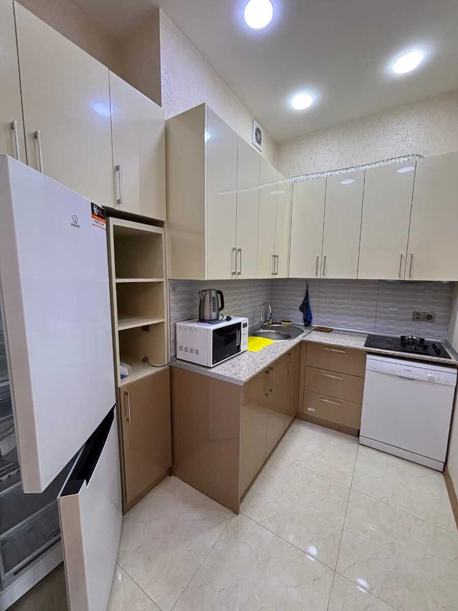 İcarəyə verilir 2 otaqlı yeni tikili 66 m² — Mənzil, Bakı (5)