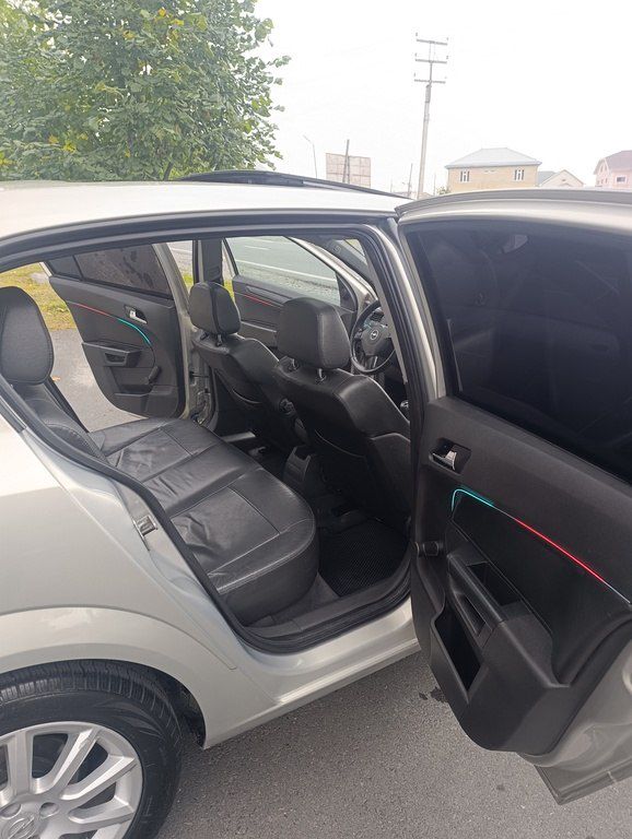 Opel Astra, 1.4 L, 2006 il, 266 000 km 99-OZ-342 — Avtomobillər, Qax (10)