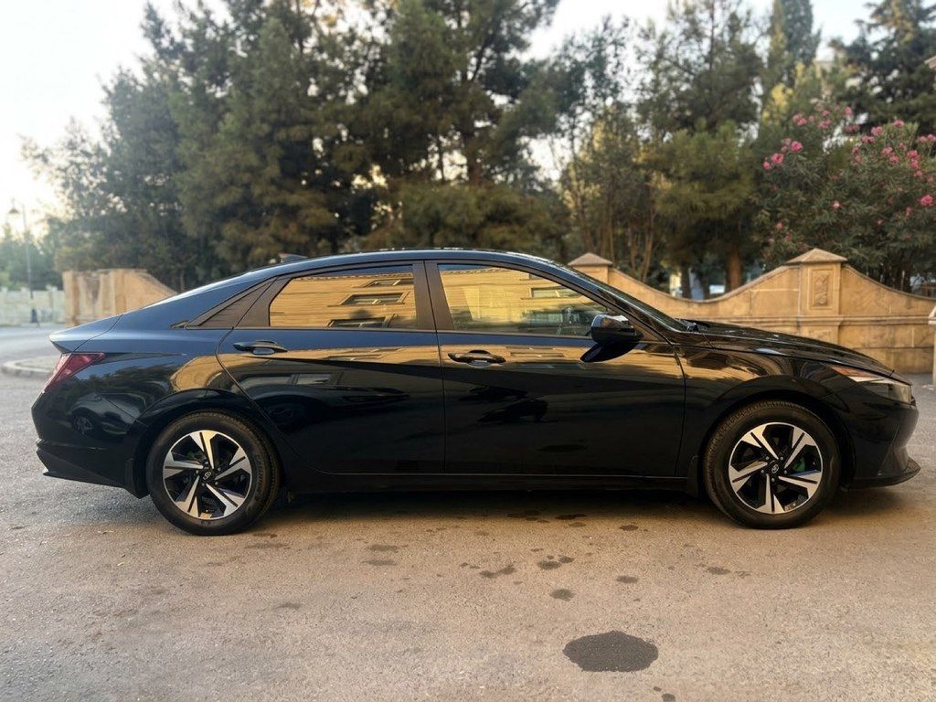 Hyundai Elantra, 1.6 L, 1.32 kWh, 2023 il, 107 021 km — Avtomobillər, Bakı (5)