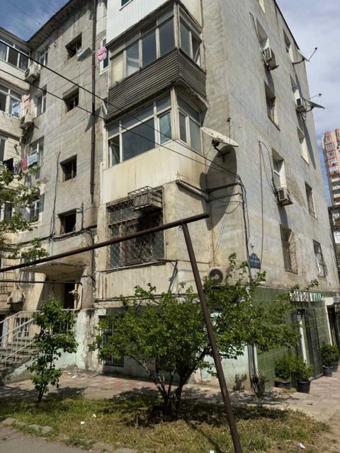 İcarəyə verilir 2 otaqlı köhnə tikili 60 m² — Bakı