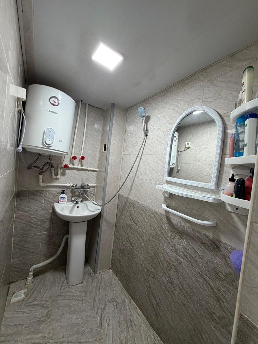Satılır 2 otaqlı köhnə tikili 45 m² — Mənzil, Bakı (8)