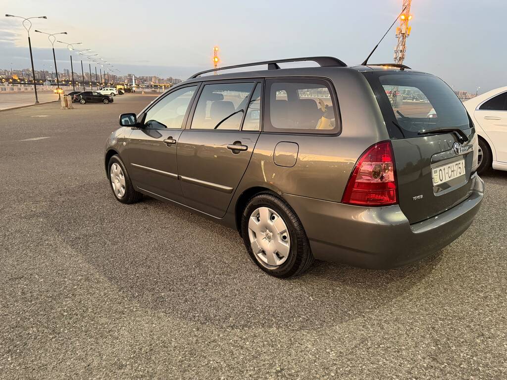 Toyota Corolla, 1.4 L, 2004 il, 233 000 km 01-CH-751 — Avtomobillər, Bakı (6)