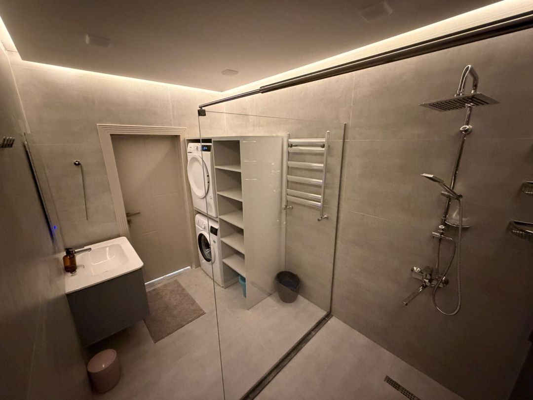 Satılır 4 otaqlı həyət evi/bağ evi 200 m² — Ev, villa, Bakı (11)