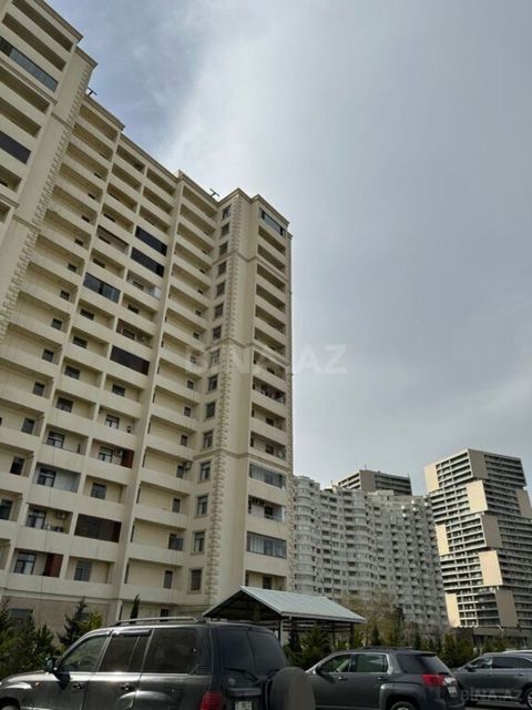 Satılır 3 otaqlı yeni tikili 120 m² — Bakı