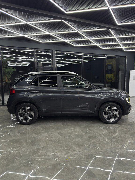 Hyundai Venue, 1.6 L, 2021 il, 80 000 km 90-EA-956 — Avtomobillər, Bakı (8)