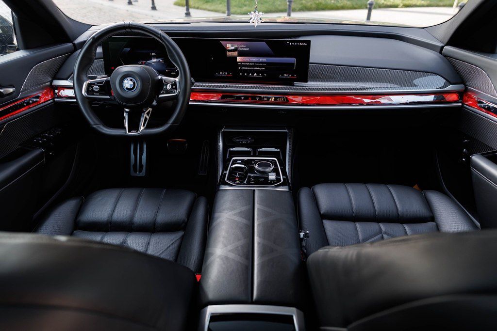 BMW i7, 105.7 kWh, 2023 il, 26 000 km — Avtomobillər, Bakı (11)