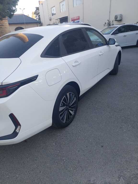 Changan Qiyuan A05, 1.5 L, 9.07 kWh, 2025 il, 50 372 km — Avtomobillər, Bakı (3)