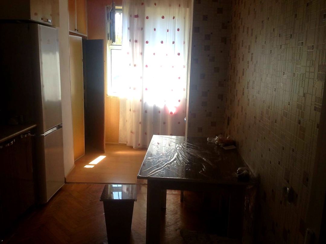 Satılır 2 otaqlı köhnə tikili 65 m² — Mənzil, Bakı (7)