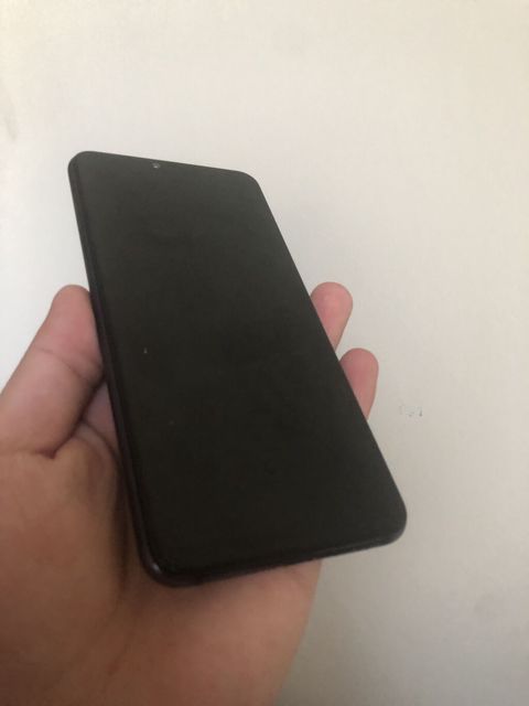 Mi 8 lite 64 yaddas cox qesmeg telefondu donma falan qeti olanmaz arxa — Lənkəran