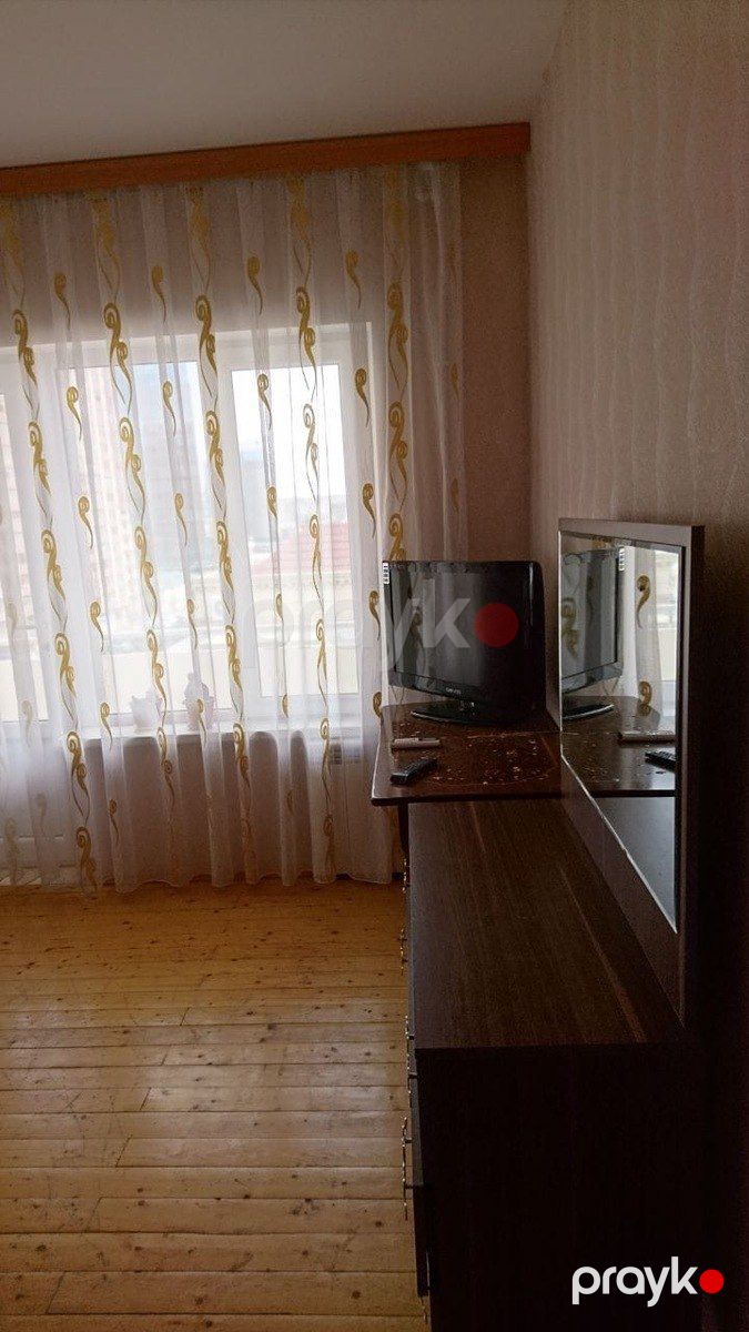 İcarəyə verilir 2 otaqlı köhnə tikili 55 m² — Mənzil, Bakı