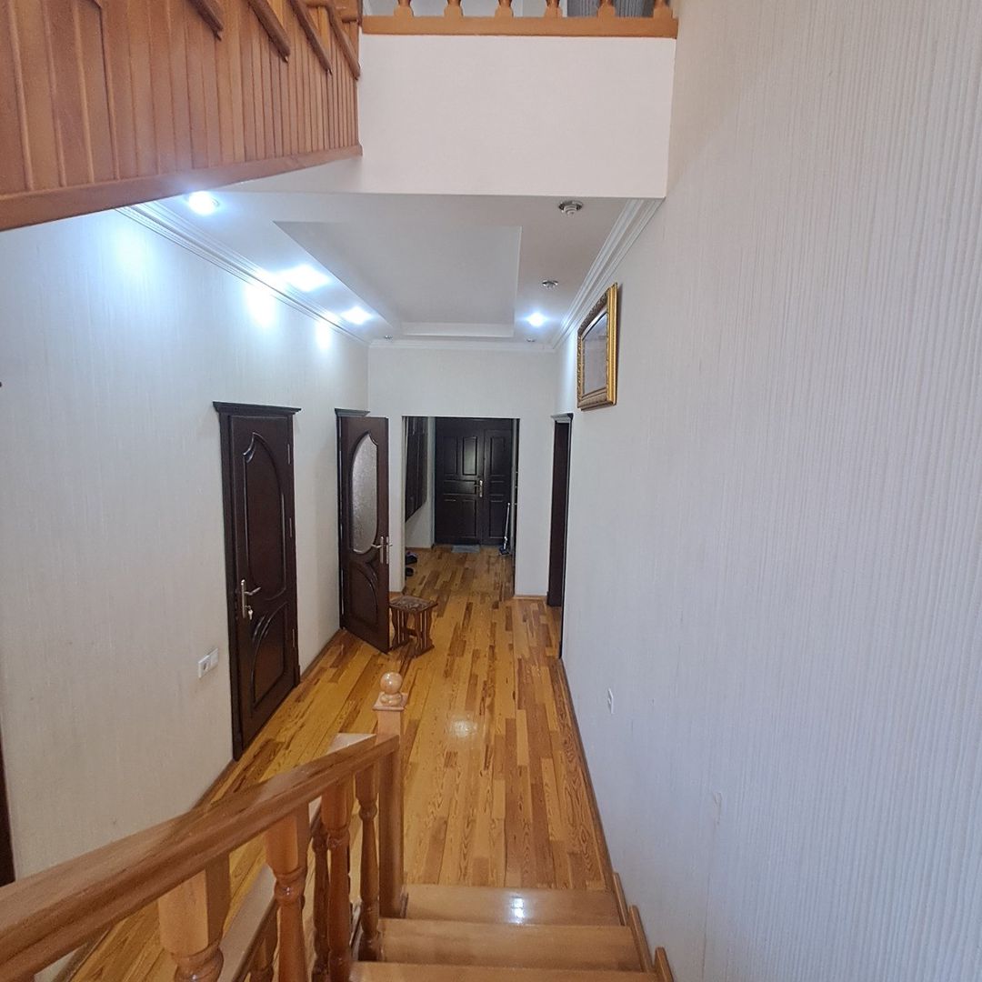 Satılır 8 otaqlı həyət evi/bağ evi 300 m² — Ev, villa, Bakı (10)