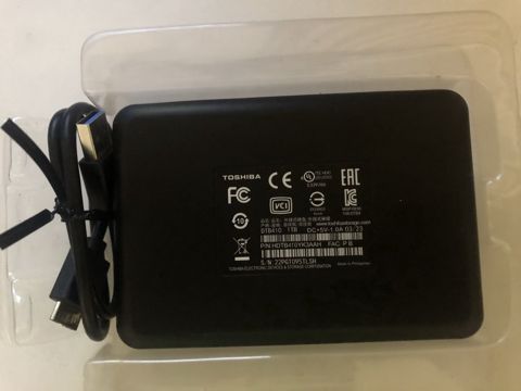 Sıfır Yeni Xarici Hard Disk - Toshiba Canvio Basics 1TB — Namıq Qəhramanlı