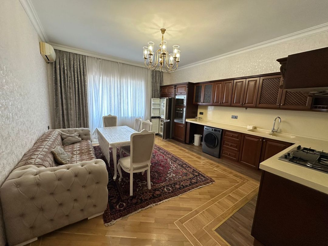 Satılır 3 otaqlı yeni tikili 140 m² — Mənzil, Bakı (4)