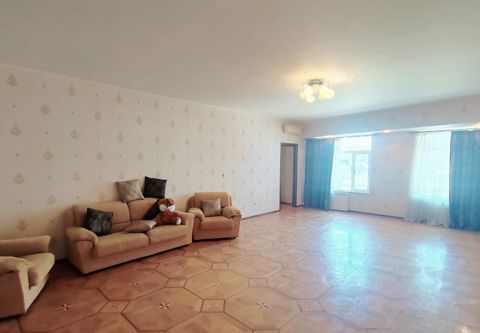 Satılır 2 otaqlı yeni tikili 140 m² — Bakı