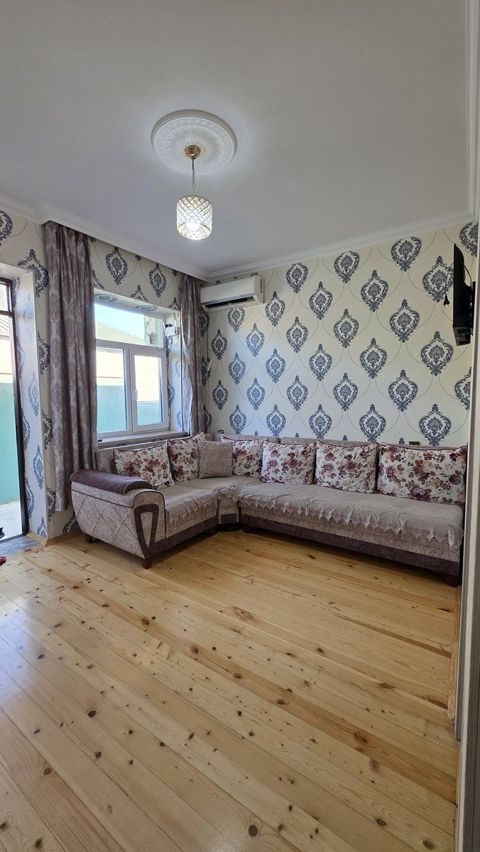 Satılır 3 otaqlı həyət evi/bağ evi 70 m² — Bakı
