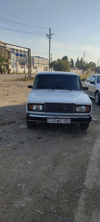 Lada (VAZ) 2107, 1.7 L, 2004 il, 39 000 km — Salyan