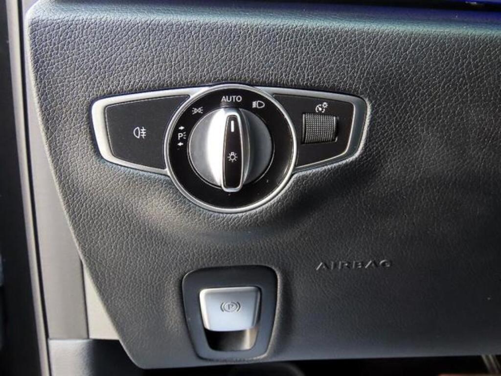 Mercedes E 200, 2.0 L, 2021 il, 95 283 km — Avtomobillər (11)