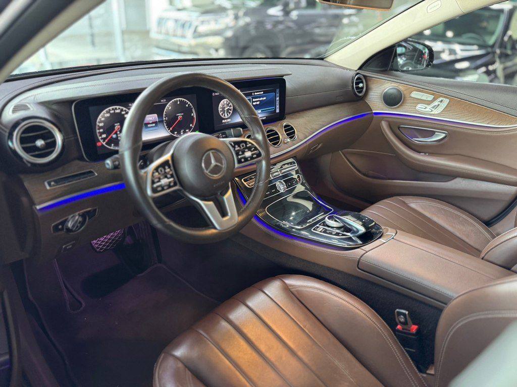 Mercedes E 220 d, 2.0 L, 2019 il, 100 000 km — Avtomobillər, Bakı (9)
