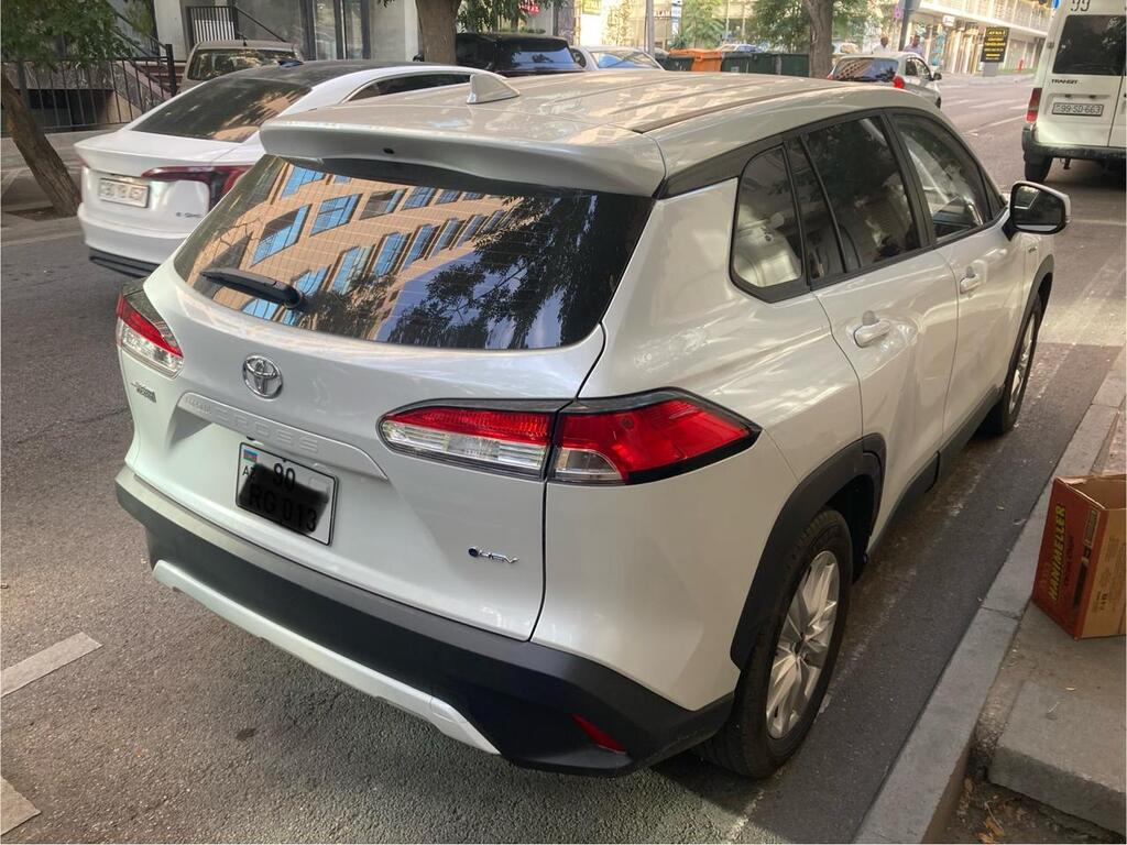 Toyota Corolla Cross, 2.0 L, 2024 il, 16 000 km — Avtomobillər, Bakı (9)