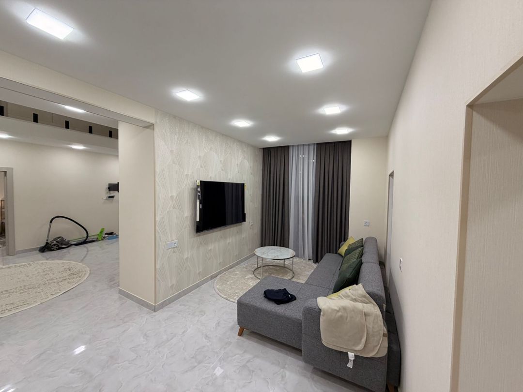 Satılır 4 otaqlı həyət evi/bağ evi 200 m² — Ev, villa, Bakı (9)