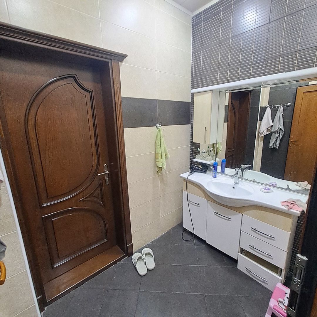 Satılır 8 otaqlı həyət evi/bağ evi 300 m² — Ev, villa, Bakı (12)