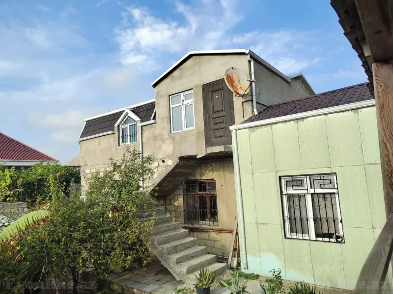 Satılır 6 otaqlı Həyət evi 200 m² Bakı, Xətai r., Həzi Aslanov — Bakı