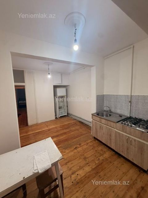 Kirayə 2 otaqlı Bina evi menzil (Köhnə tikili), 60 m², Suraxanı rayonu — Bakı