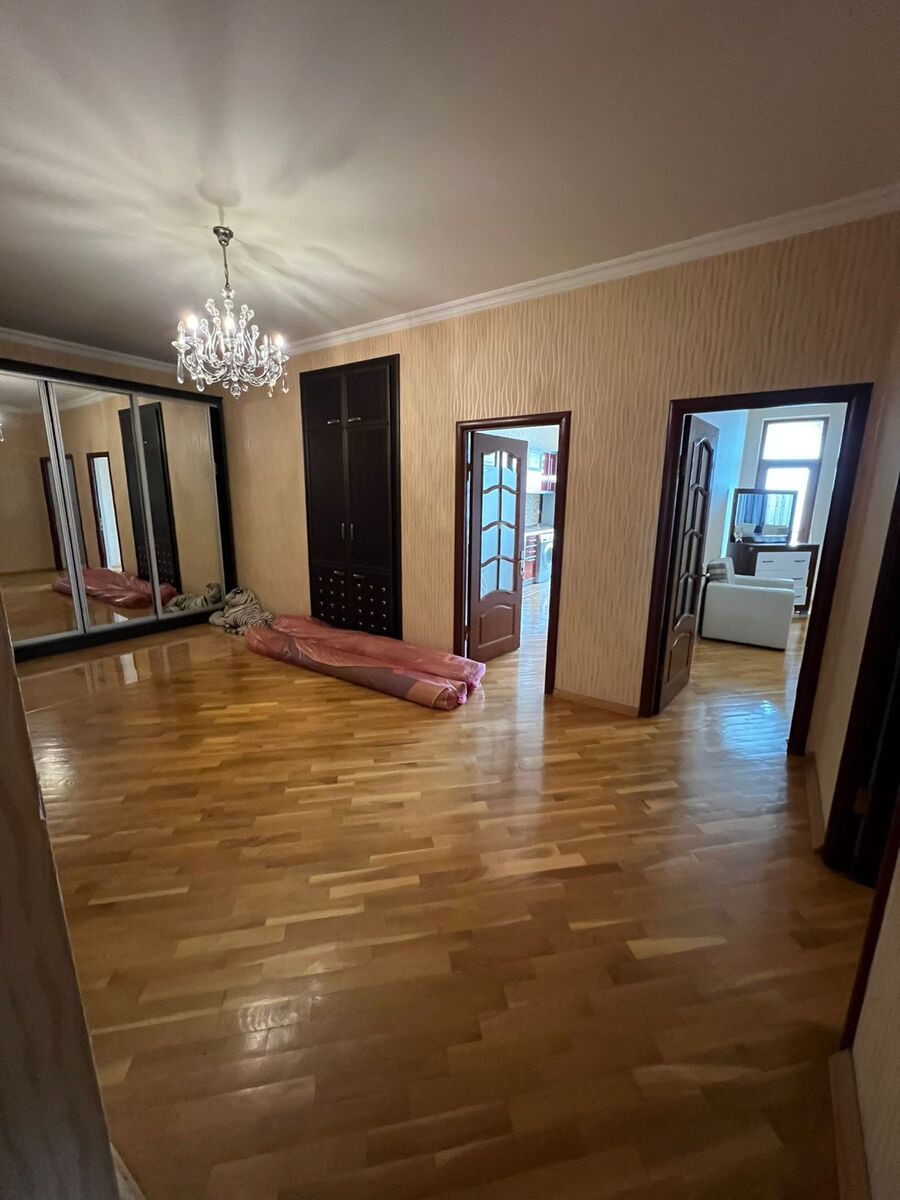 İcarəyə verilir 3 otaqlı yeni tikili 150 m² — Mənzil, Bakı (10)