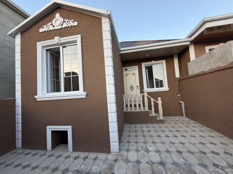 Satılır 3 otaqlı həyət evi/bağ evi 75 m² — Bakı
