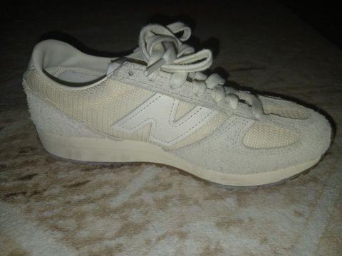 Bej rəngli New balance U471 istifade Olunmayıb — Bakı