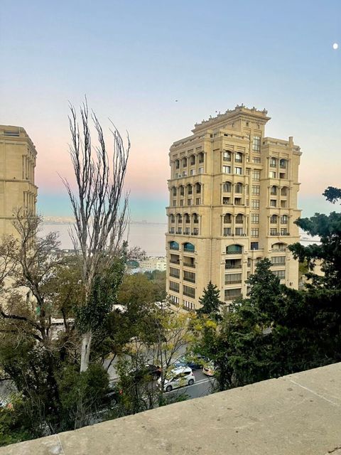 İcarəyə verilir 2 otaqlı köhnə tikili 65 m² — Bakı