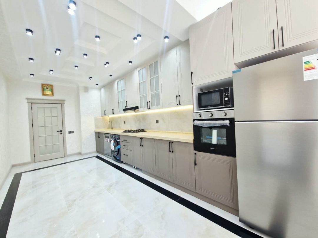 Satılır 3 otaqlı yeni tikili 130 m² — Mənzil, Bakı (2)