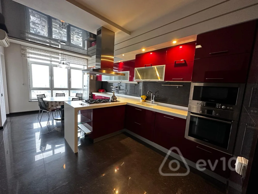 4 otaqlı mənzil, 200 m², Əhməd Rəcəbli — kirayə — Mənzil, Bakı (3)