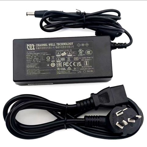 Новый оригинальный блок питания CWT KPL-060F-VI 12V 5A (60W) Описание — Bakı