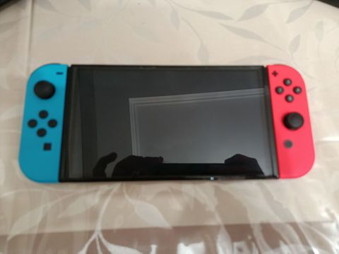 Nintendo Switch OLED Yaponiyadan gətirilib və yaxşı vəziyyətdədir — Bakı