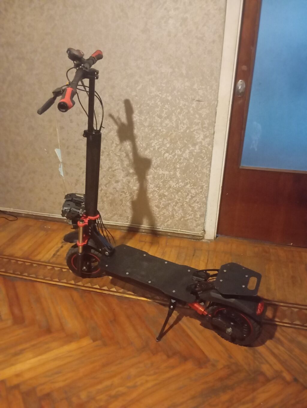İşlənmiş Elektrik samokat 10", 501 - 750 Vt, 45 km/s, Ünvandan götürmə, Ödənişli çatdırılma — Skuterlər, Bakı (3)
