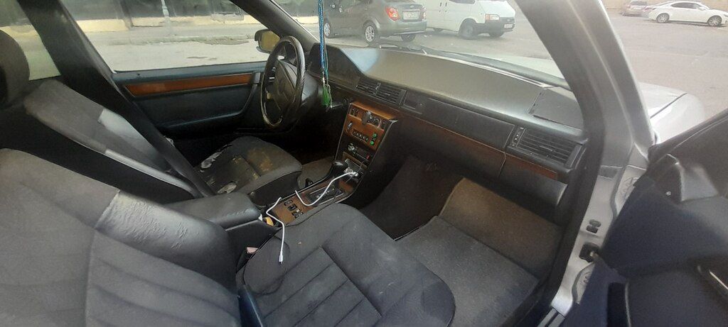 Mercedes E 300, 3.0 L, 1994 il, 325 000 km — Avtomobillər, Bakı (10)