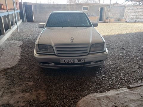 Mercedes C 200, 2.0 L, 1994 il, 536 000 km — Tovuz