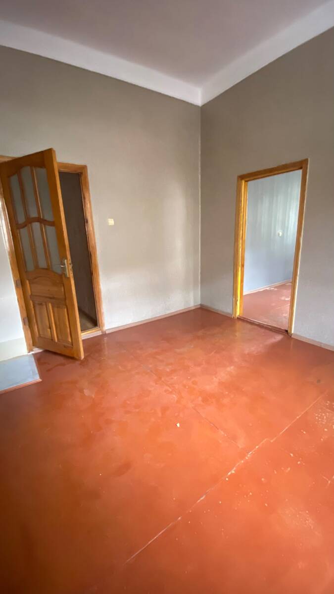 Satılır 2 otaqlı köhnə tikili 42 m² — Mənzil, Bakı
