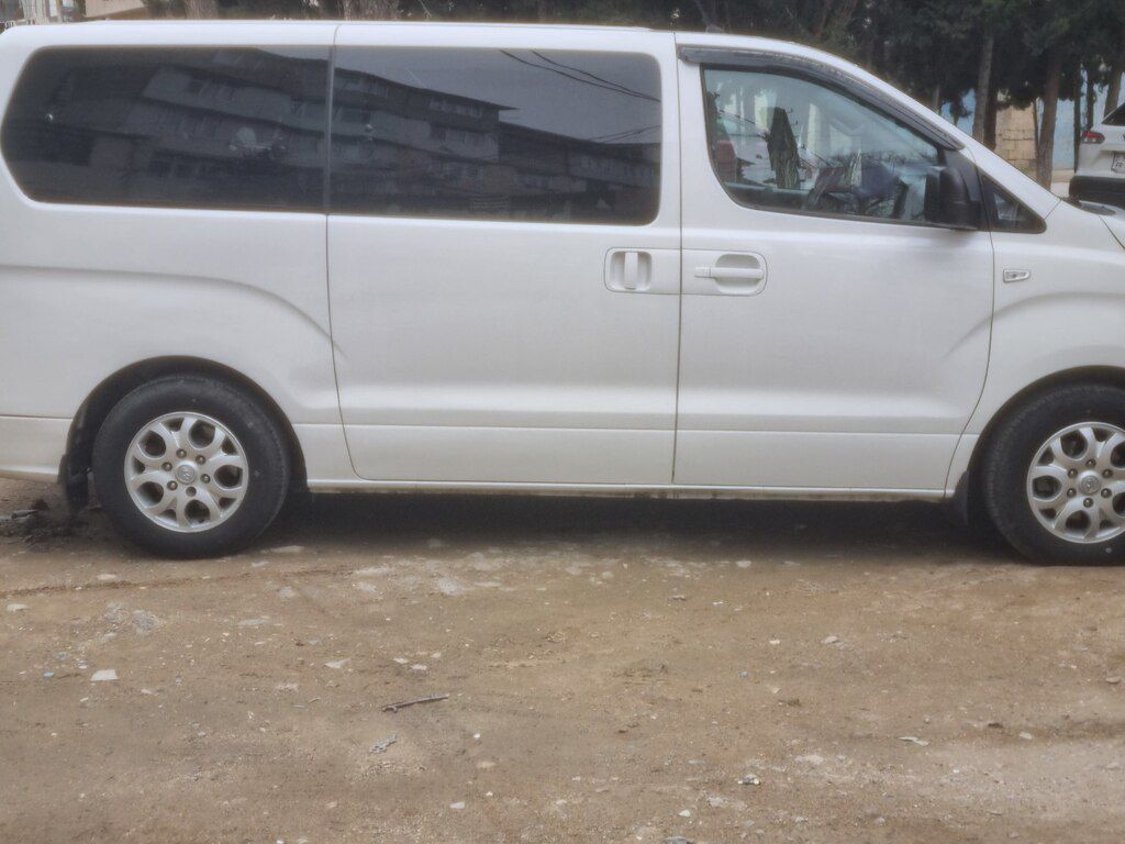 Hyundai H-1, 2.5 L, 2014 il, 270 000 km 99-NV-789 — Avtomobillər, Sumqayıt (3)